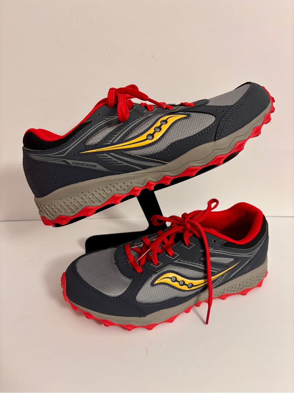Saucony Cohesion TR14 Lace to Toe trail running shoes size 6 Boys